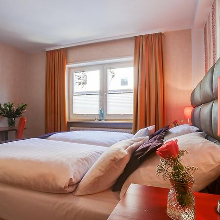Rhein Neckar Hotel มานไฮม์ ภายนอก รูปภาพ