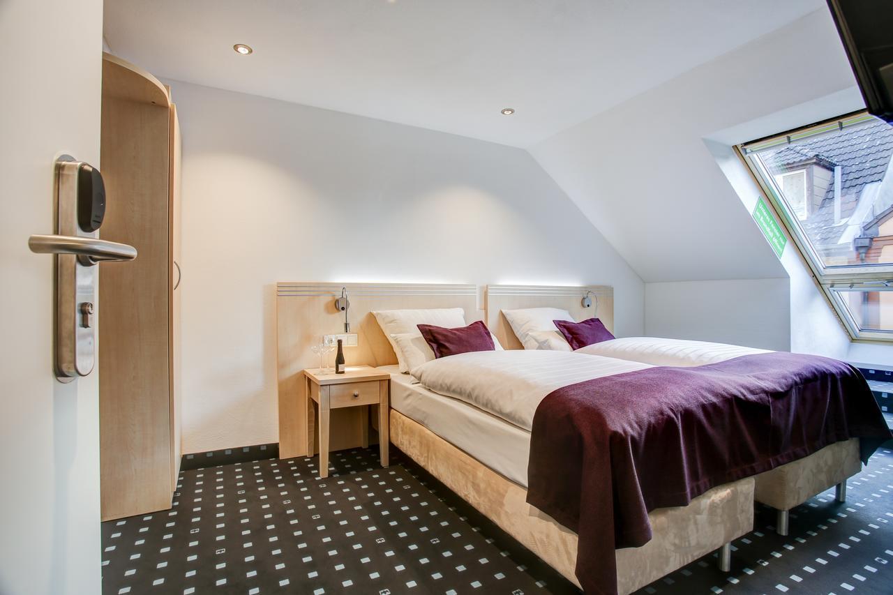 Rhein Neckar Hotel มานไฮม์ ภายนอก รูปภาพ